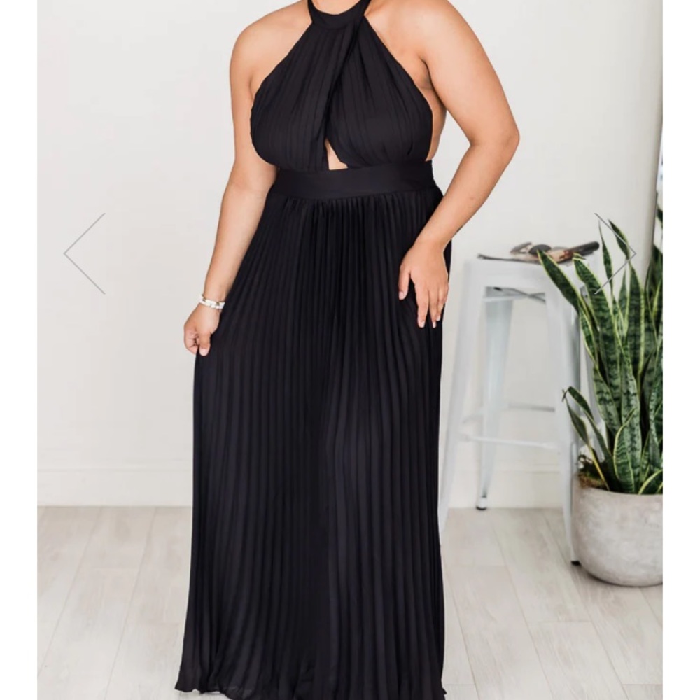 Pink Lily halter backless pleated maxi dress